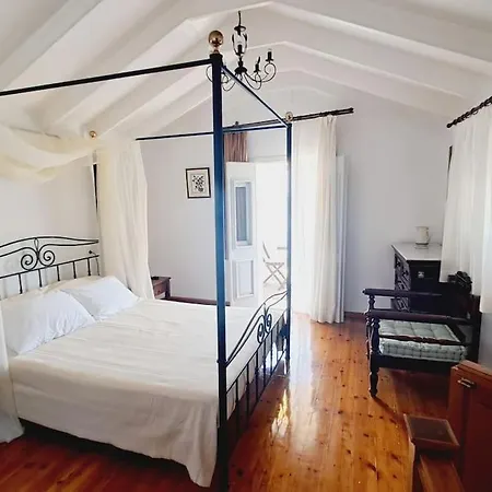 Kochili. Villa *