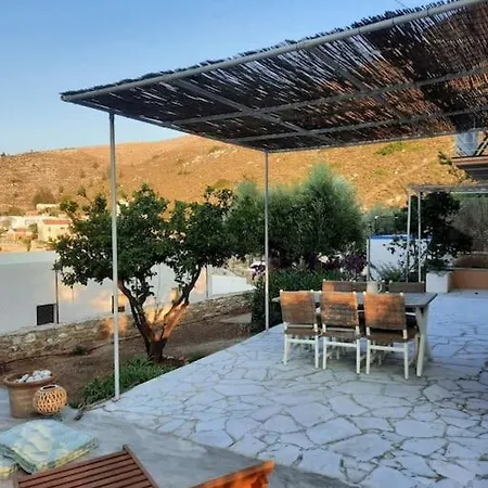 Kochili. Villa