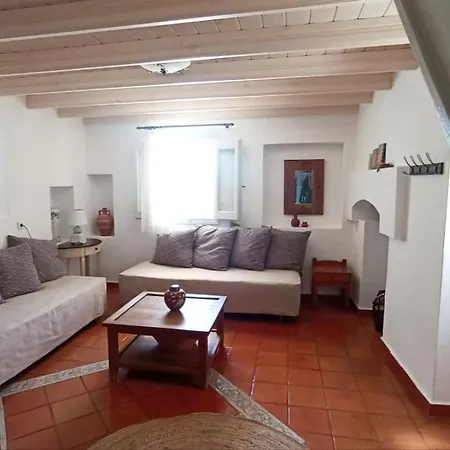 Villa Kochili.
